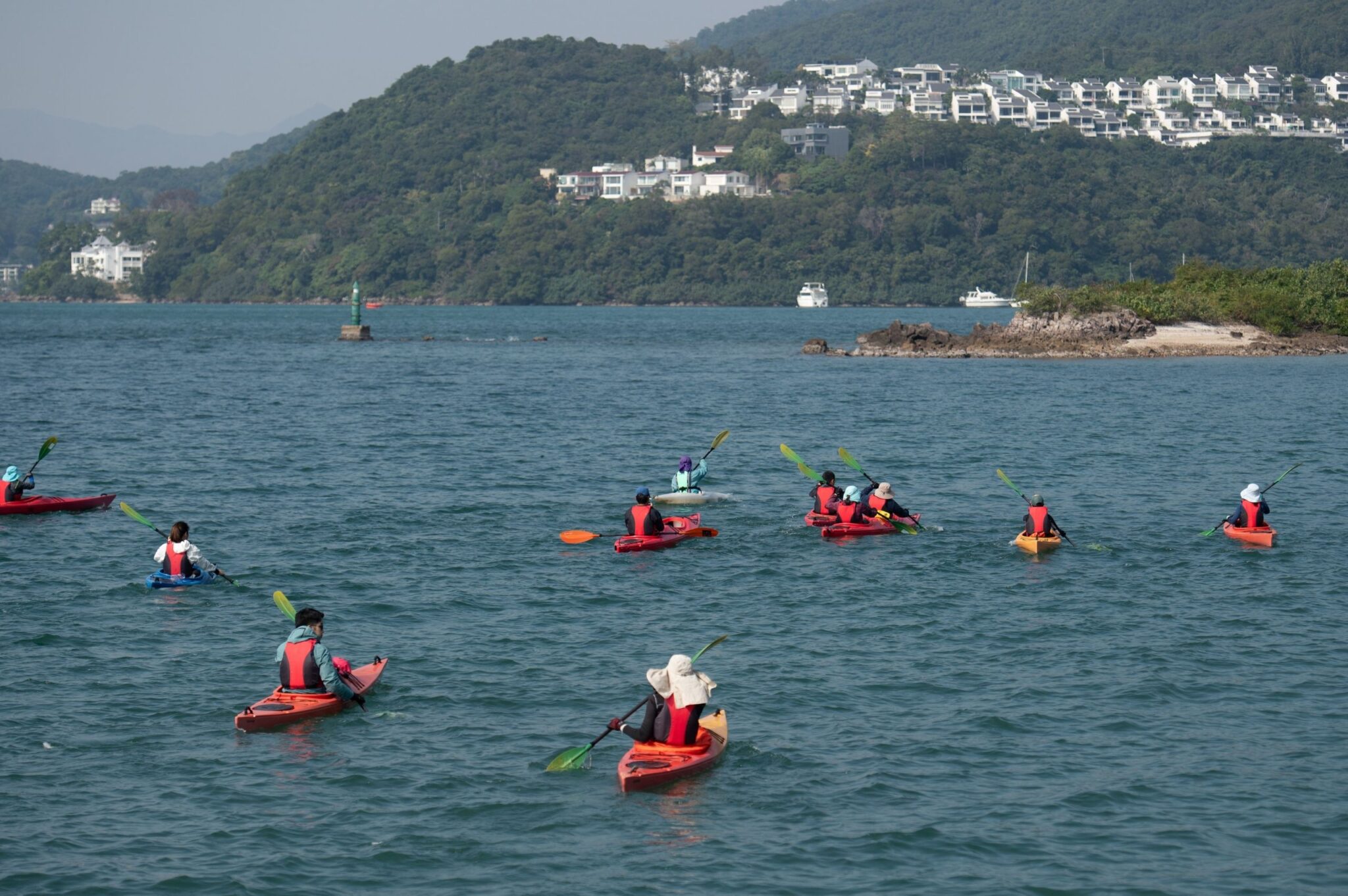 Sai Kung Hoi 5-hour Kayaking Art Tour