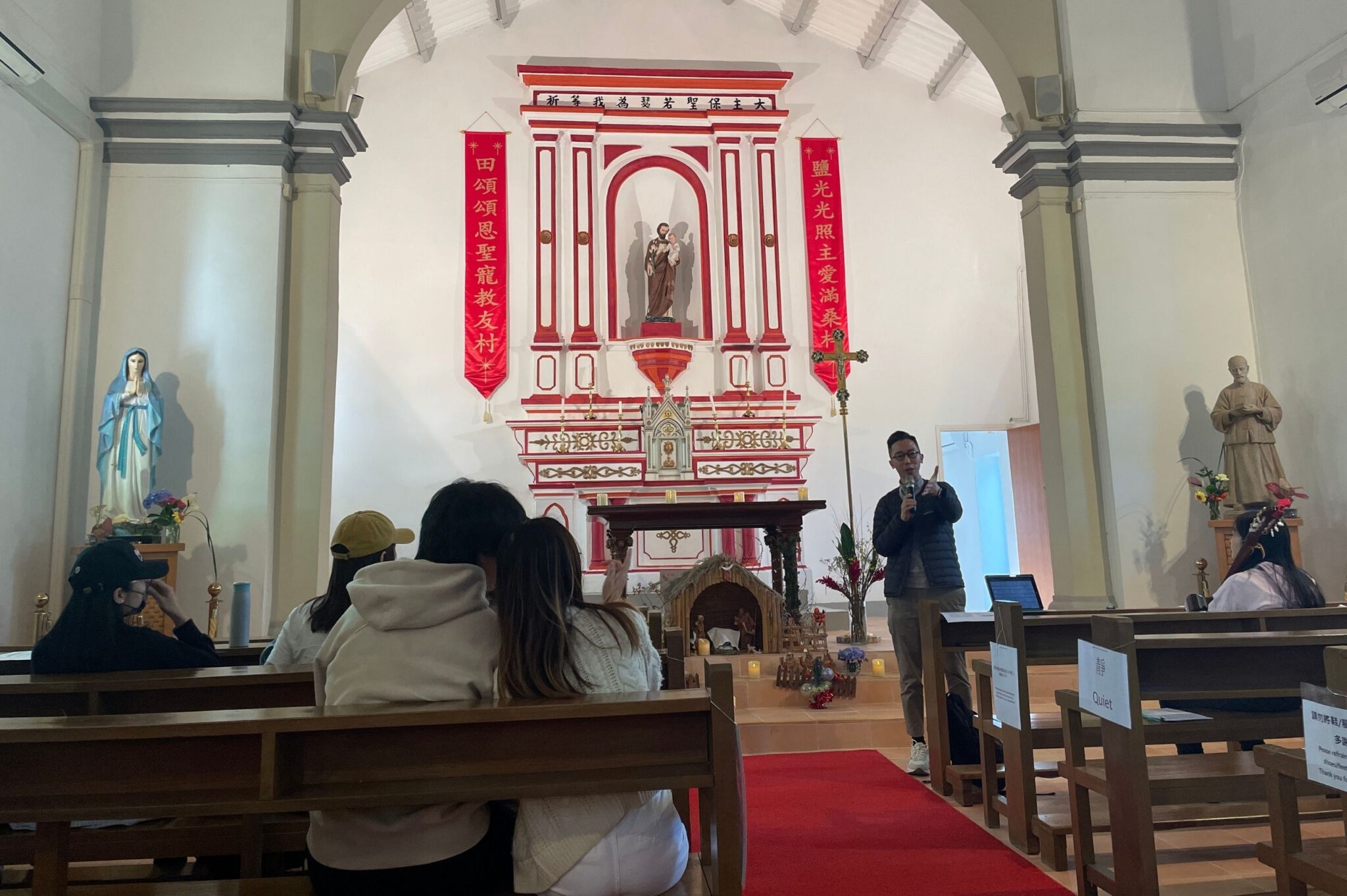 Common Prayer with Chants from Taizé Community